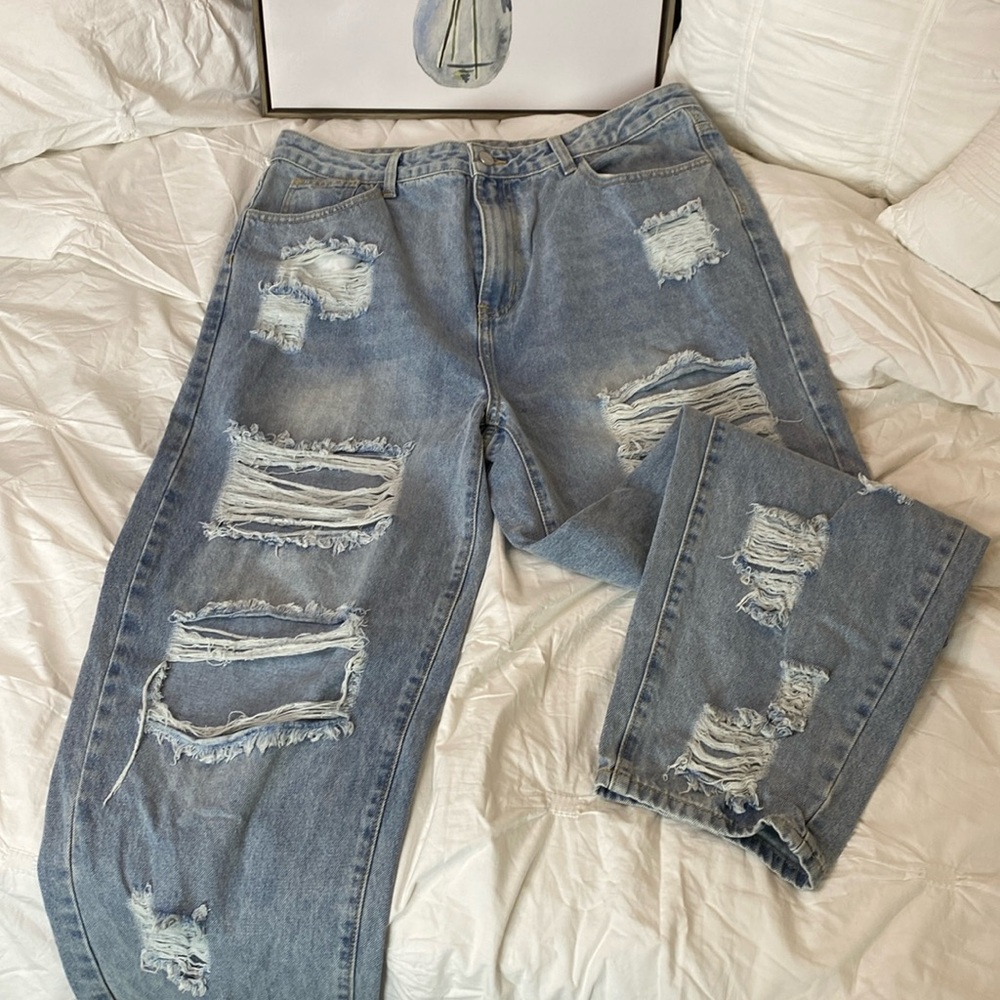 Denim Boyfriend Cut Jean NEW